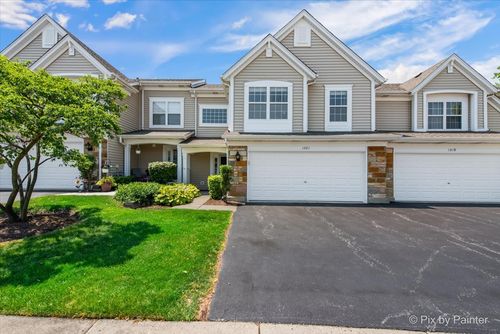 1521 E Baronet Ln, Palatine, IL, 60074-6820 | Card Image