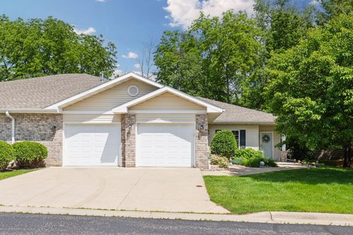 3501 Fairway Ridge Ln Sw, Rochester, MN, 55902-2865 | Card Image