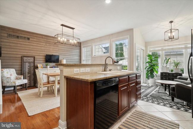3129 W Brighton St, Townhouse with 3 bedrooms, 3 bathrooms and null parking in FURLONG PA | Image 16