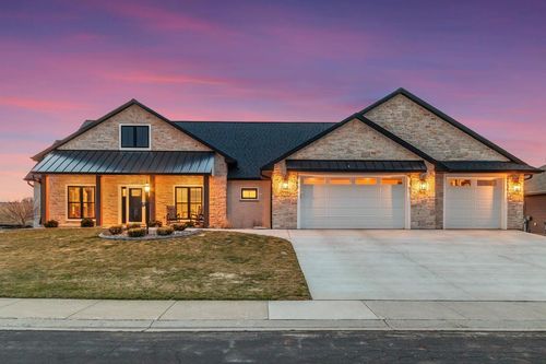 532 Royal St Pats Drive, WRIGHTSTOWN, WI, 54180 | Card Image