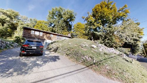 15 Old Oregon Rd, Cortlandt Mnr, NY, 10567-1044 | Card Image