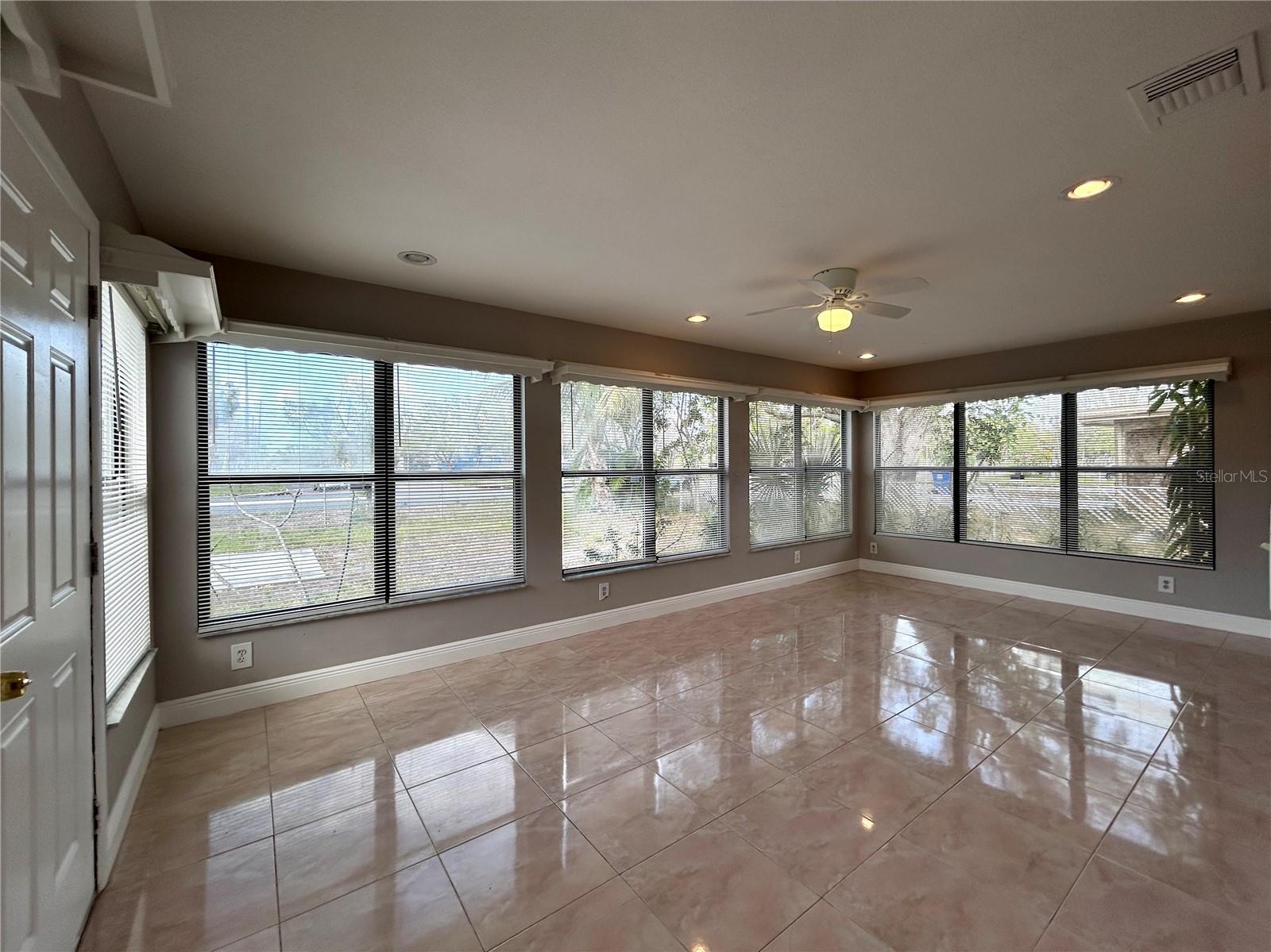 Residential Lease in ST PETERSBURG 4