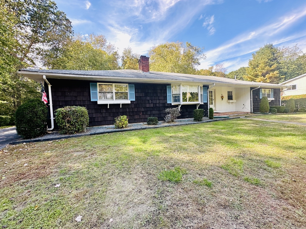 Hortonville Rd, Swansea, MA 02777
