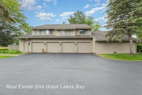 6217 Fairway Pines Court 3, Bay City, MI, 48706-9351 | Card Image