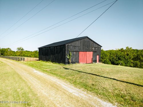 34 Pea Ridge Rd, Waddy, KY, 40076 | Card Image
