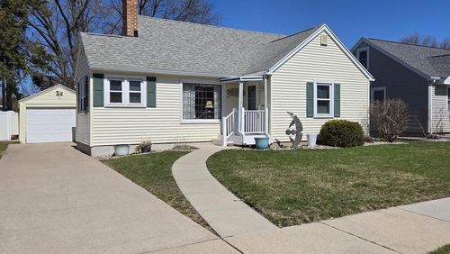 291 15th Street, Fond Du Lac, WI, 54935 | Card Image