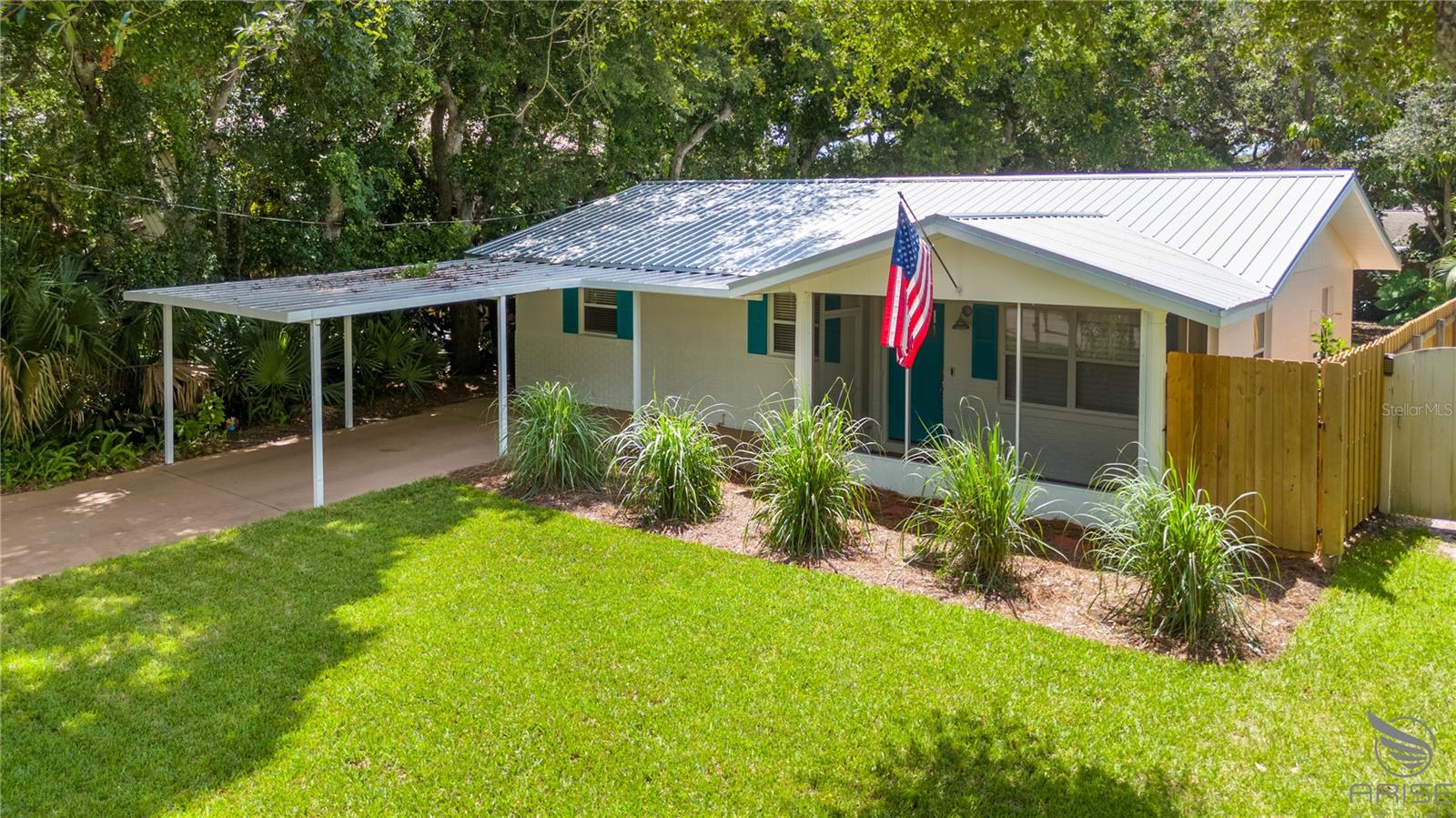 20th Ave, New Smyrna Beach, FL 32169