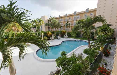 apt-218-2145 Pierce St, Hollywood, FL, 33020-4427 | Card Image