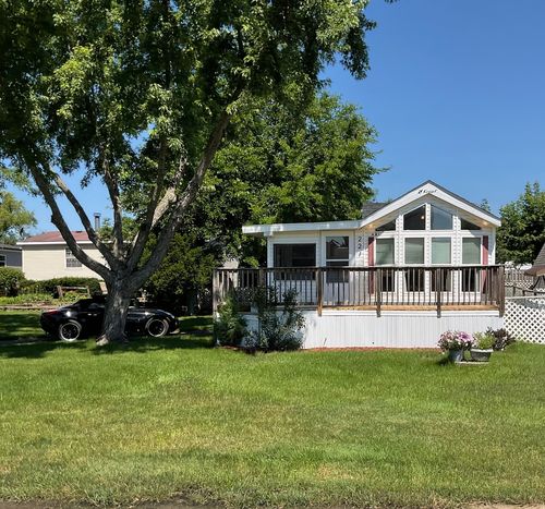 222 Rusty Scupper, Lakemoor, IL, 60051-6811 | Card Image