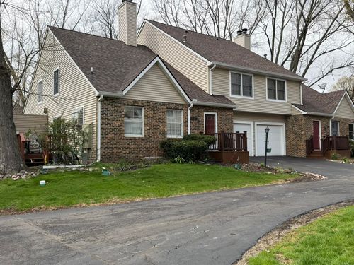 535 Weatherwood Ln, Valparaiso, IN, 46383-3159 | Card Image