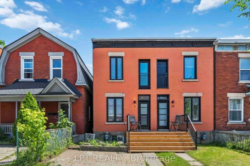 8 Orangeville St, Ottawa, ON, K1S3C8 | Card Image