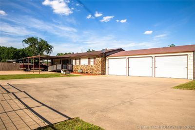 4020 S 30th Street W, House other with 3 bedrooms, 1 bathrooms and null parking in Muskogee OK | Image 1