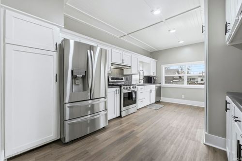 1303 N Jefferson St, Huntington, IN, 46750-1851 | Card Image