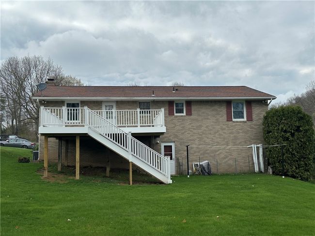 112 Jenny Lynn Dr, House other with 3 bedrooms, 3 bathrooms and 2 parking in Aliquippa PA | Image 5