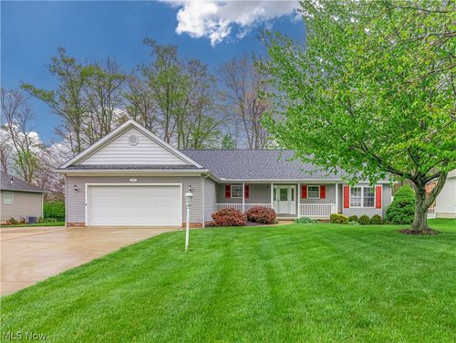 3671 White Oak Dr, Norton, OH, 44203-6387 | Card Image