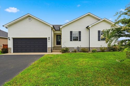200 Victoria Way, Franklin, KY, 42134-1525 | Card Image
