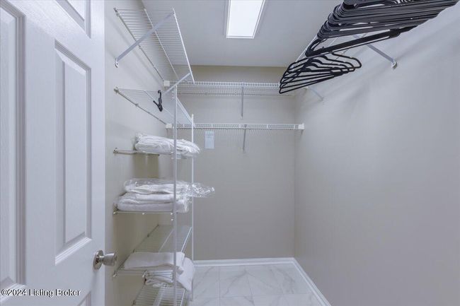 102 - 945 Baxter Ave, Townhouse with 2 bedrooms, 4 bathrooms and null parking in Louisville KY | Image 31