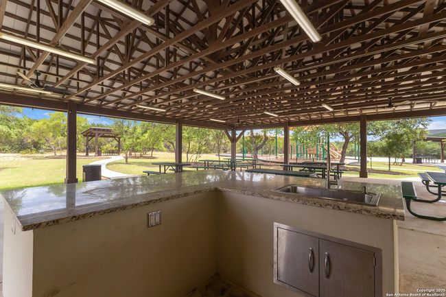 663 Private Road 1712, House other with 3 bedrooms, 3 bathrooms and null parking in Mico TX | Image 75