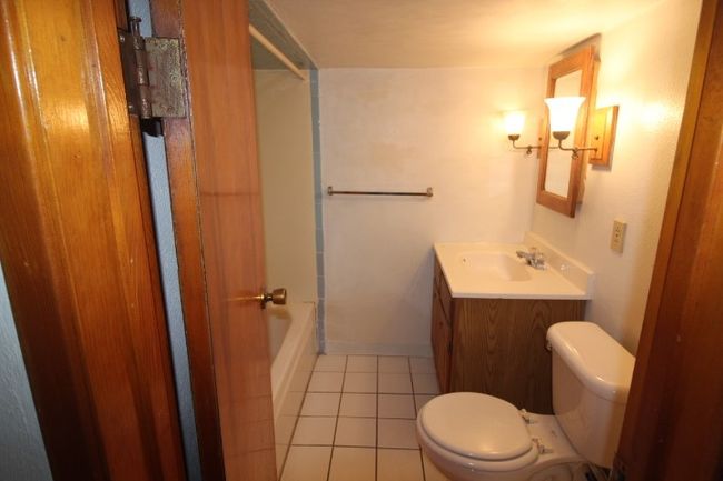 443 Ella St, Townhouse with 2 bedrooms, 2 bathrooms and null parking in Bloomfield PA | Image 7