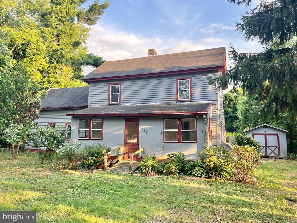 Weymouth Rd, Vineland, NJ 08360