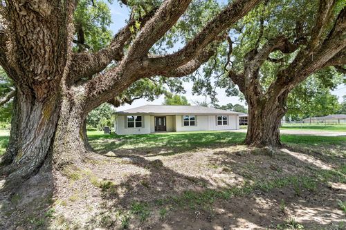 1145 Cuniff Rd, Sour Lake, TX, 77659-7747 | Card Image
