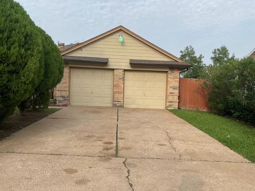 15642 Scenic Haven Drive, Houston, TX, 77083 | Card Image