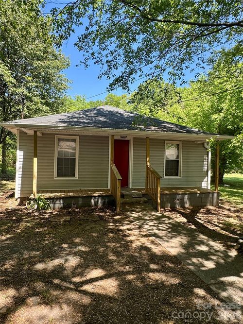 530 Costner St, Mount Holly, NC, 28120-1629 | Card Image