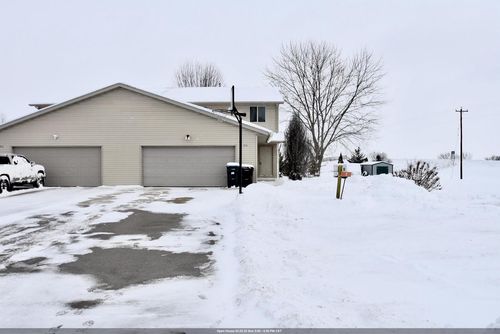 914 Riverview Drive, LITTLE SUAMICO, WI, 54141 | Card Image