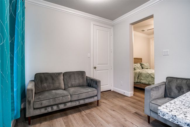 Mother in law sitting area | Image 14