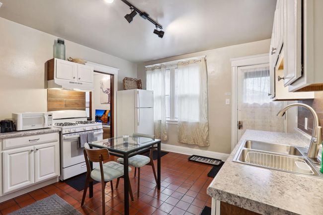 UNIT-1 - 2108 24 Th Ave S, Home with 2 bedrooms, 1 bathrooms and null parking in Minneapolis MN | Image 10