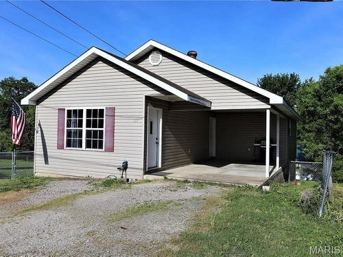 1315 S 11th St, Poplar Bluff, MO, 63901-6425 | Card Image