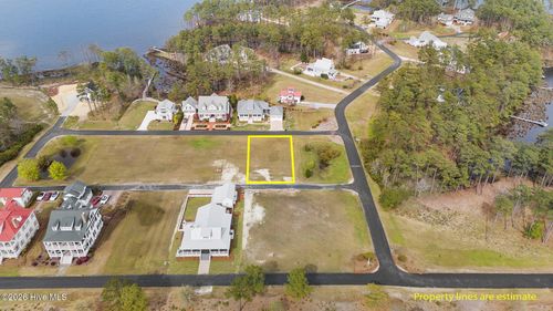 39-23 Eastcove Way, Oriental, NC, 28571-7517 | Card Image