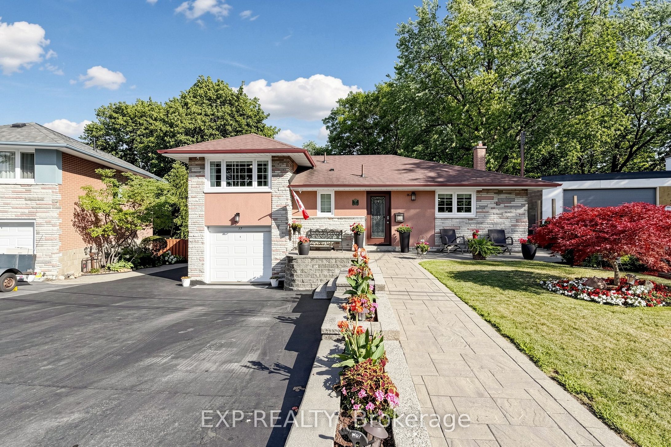 Residential in Toronto W05 4