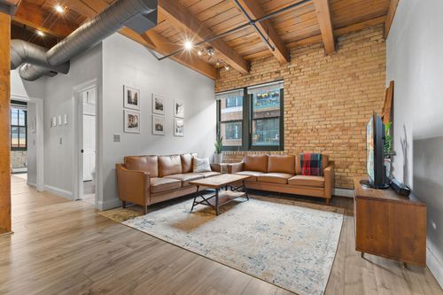 514-400 N 1st St, Minneapolis, MN, 55401-1338 | Card Image