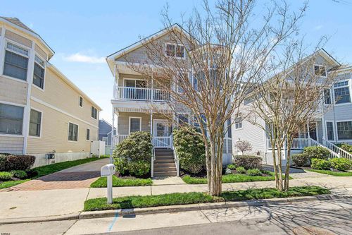 2 S Coolidge Ave, MARGATE CITY, NJ, 08402-2216 | Card Image