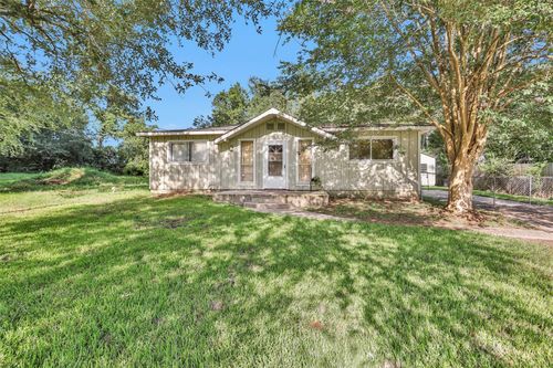 4967 Lazy Ln, Montgomery, TX, 77316-3671 | Card Image