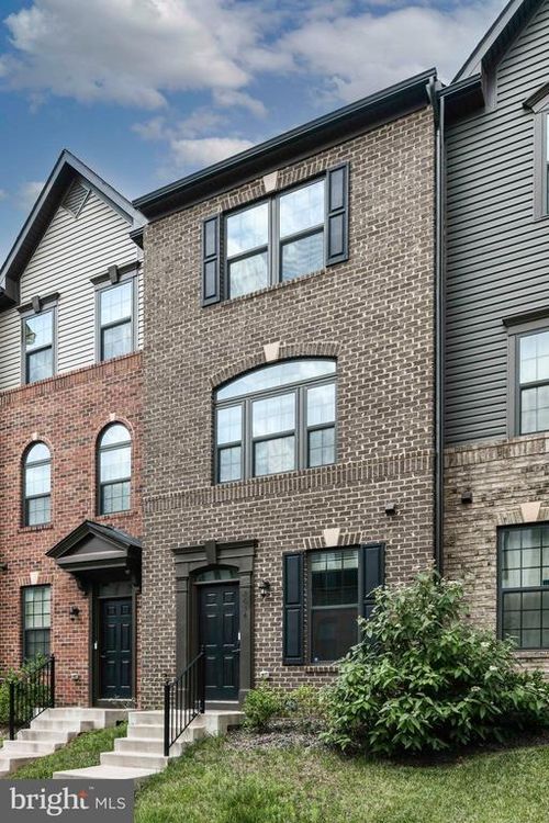 2634 Velocity Rd, HERNDON, VA, 20171-2494 | Card Image