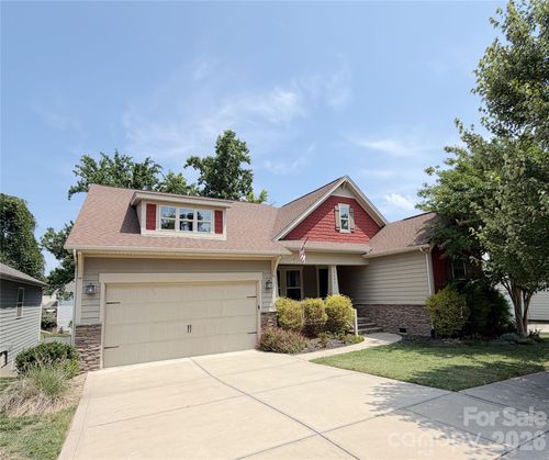 10403 Drake Hill Dr, Huntersville, NC, 28078-5481 | Card Image