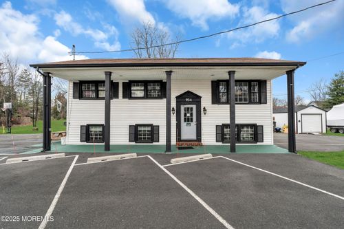934 State Route 36, Leonardo, NJ, 07737-1709 | Card Image