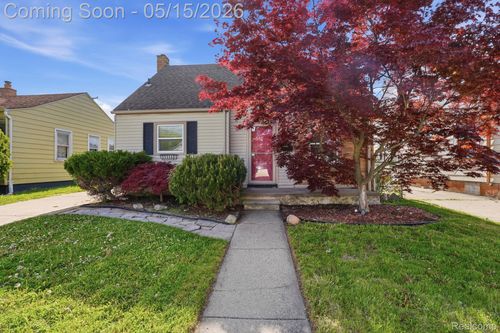 22413 Cushing Ave, Eastpointe, MI, 48021-2432 | Card Image