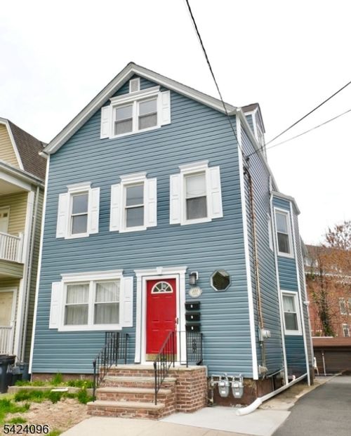 apt-2-111 Willow St, Bloomfield, NJ, 07003-3265 | Card Image