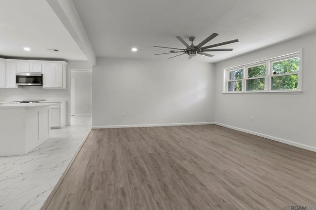 32875 Walker Rd N, House other with 4 bedrooms, 1 bathrooms and null parking in Walker LA | Image 6