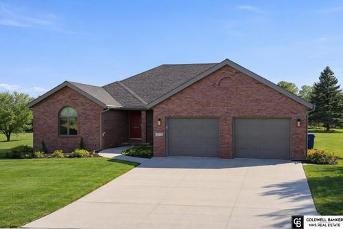 2257 Westwood Dr, Crete, NE, 68333-9440 | Card Image