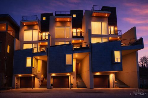 428 Oregon St, Cincinnati, OH, 45202-1621 | Card Image