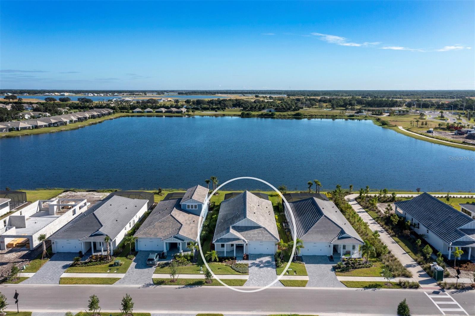 Waterline Ct, Sarasota, FL 34240