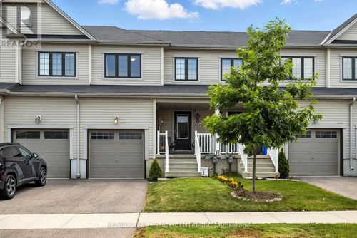 85 Thompson Rd, Caledonia, ON, N3W0B8 | Card Image