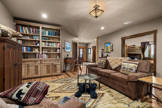 115 Trophy Oak Pt, Home with 5 bedrooms, 5 bathrooms and 3 parking in Fredericksburg TX | Image 25