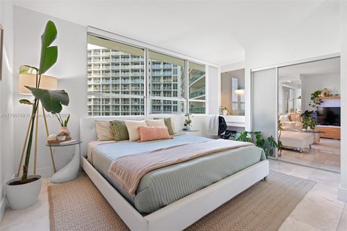 apt-668s-1500 Bay Rd, Miami Beach, FL, 33139-3221 | Card Image