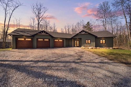 3278 Russell Dr, Severn, ON, L0K1S0 | Card Image