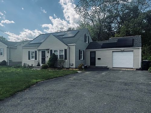 36 Oconnell St, Springfield, MA, 01104-1420 | Card Image
